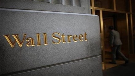 WALL STREET BANKS AND THE $3 BILLION LOAN SALE
