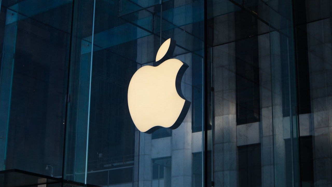 Apple là gì? CEO Apple là ai? Lịch sử phát triển, các dòng sản phẩm