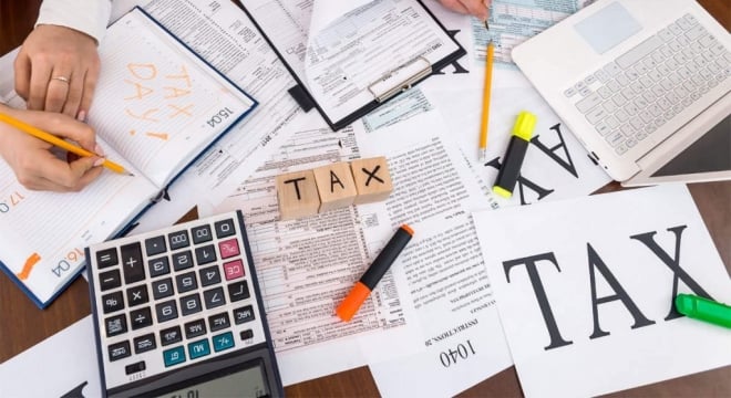Cách xác định lỗ và chuyển lỗ thuế TNDN năm 2023