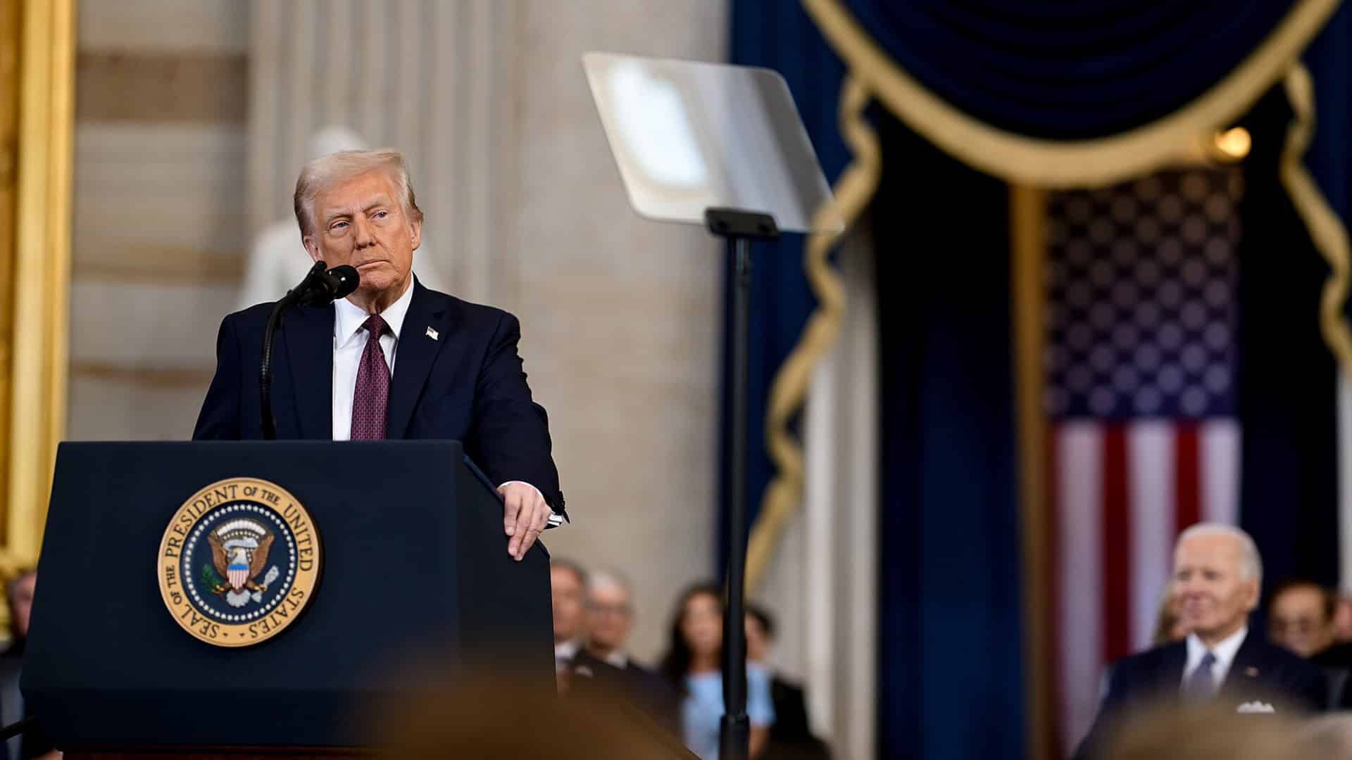LUN| ¿Por qué Trump sube a 50% en su imagen positiva en Chile? - Sitio Web  Cadem