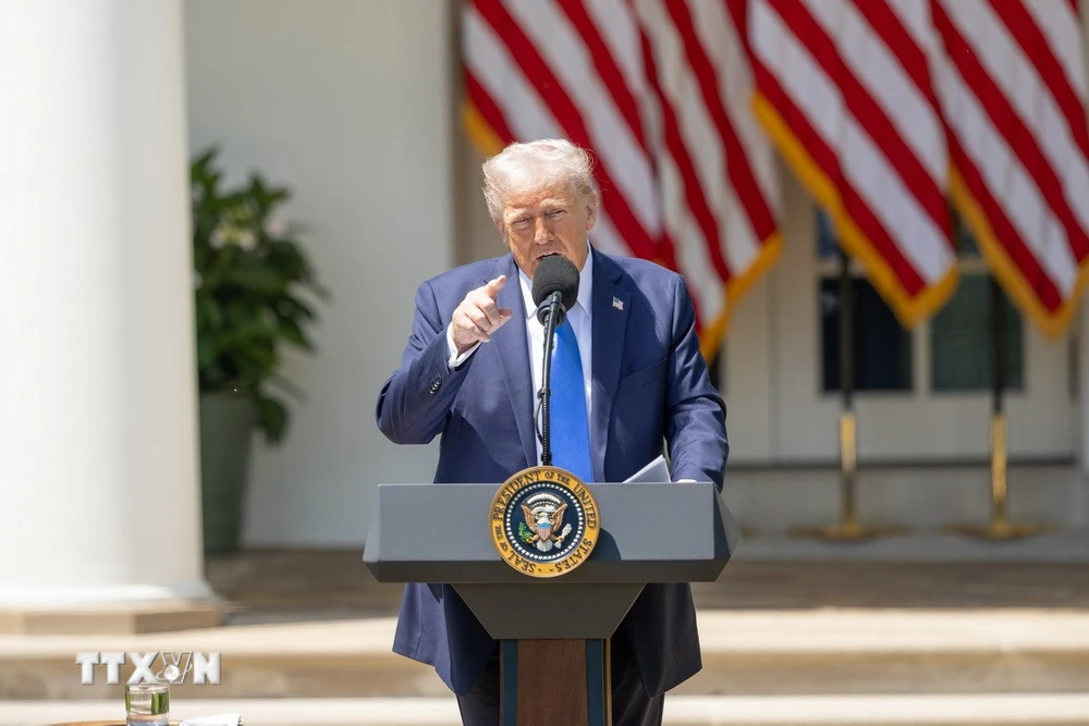 Trump tiếp tục đòi hạ lãi suất | Vietnam+ (VietnamPlus)