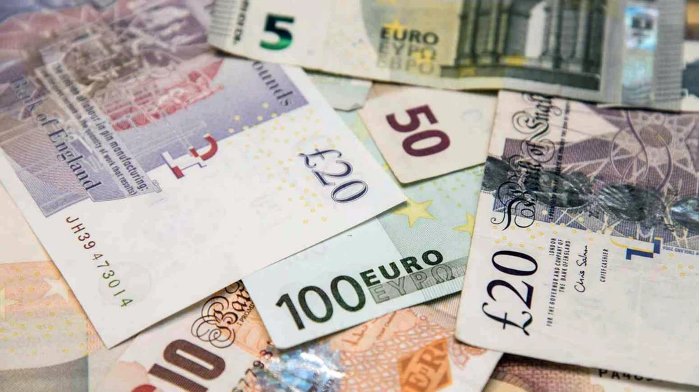 ECB và BoE kích hoạt thỏa thuận hoán đổi tiền tệ | Vietnam+ (VietnamPlus)